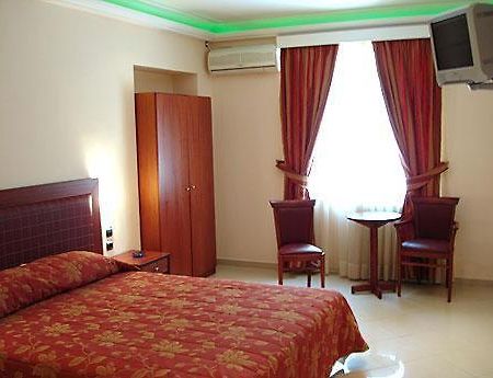 Brazil Hotel Athens Ngoại thất bức ảnh
