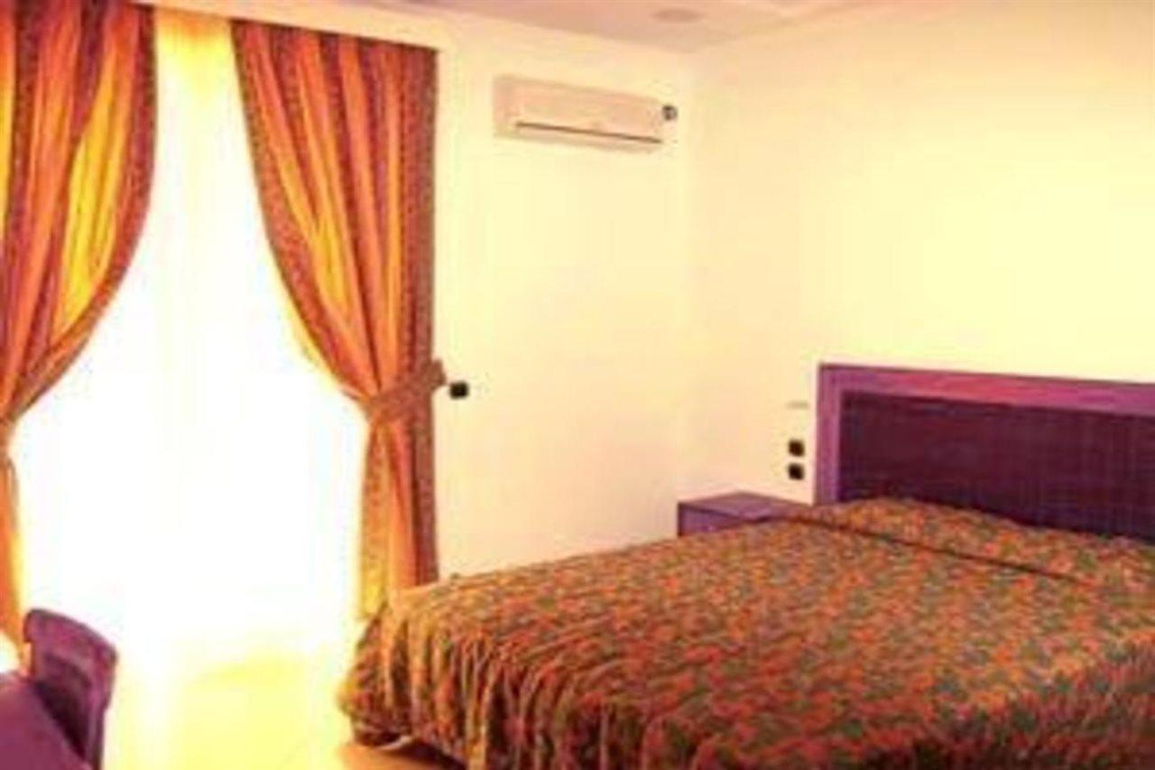Brazil Hotel Athens Ngoại thất bức ảnh