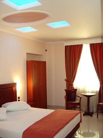 Brazil Hotel Athens Ngoại thất bức ảnh